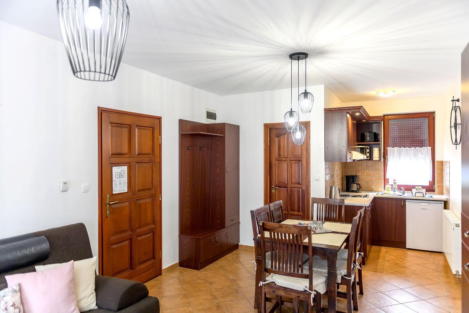 Cherry Apartmanhaz Sárvár Dış mekan fotoğraf
