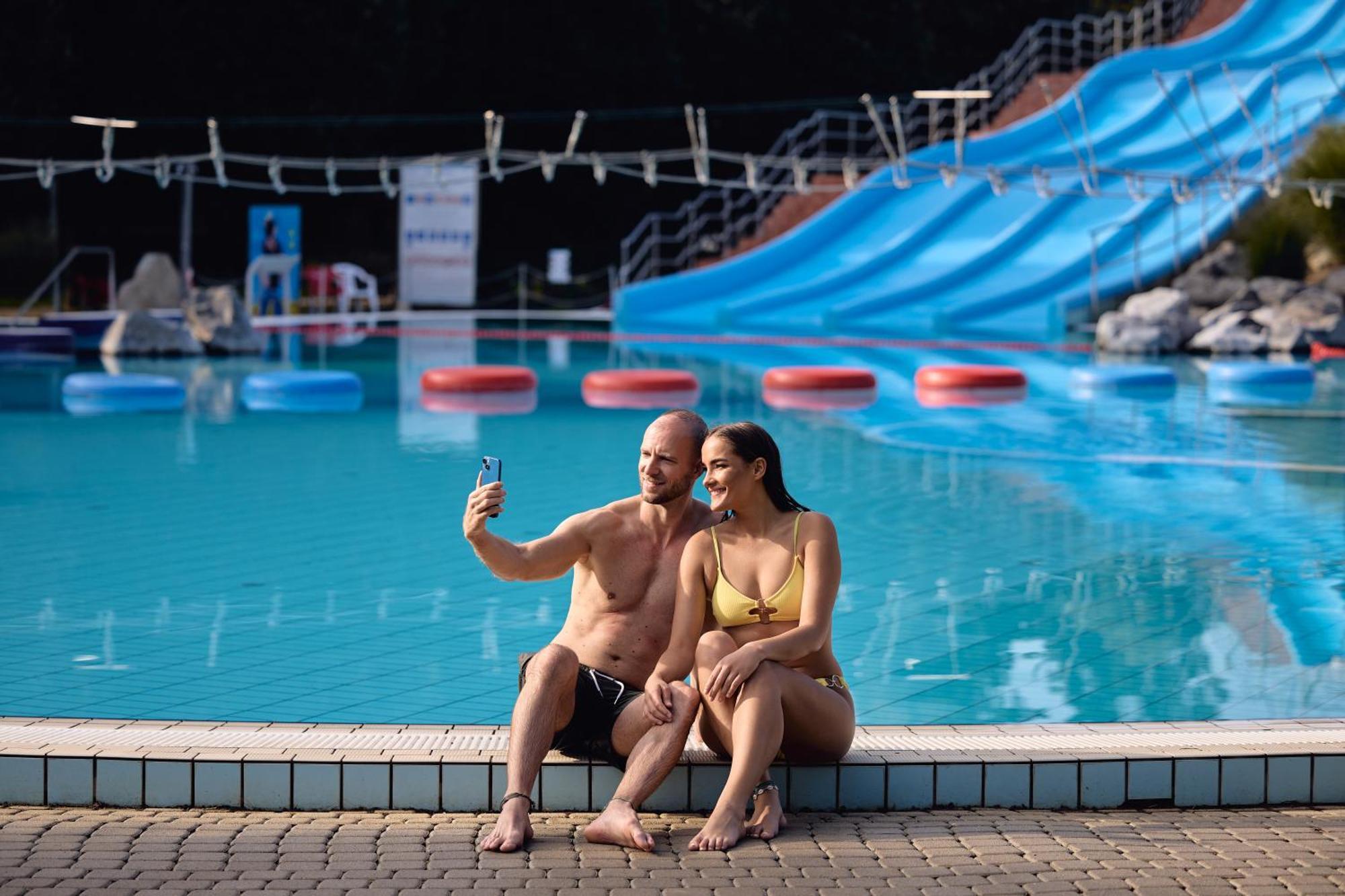 Cherry Apartmanhaz Sárvár Dış mekan fotoğraf